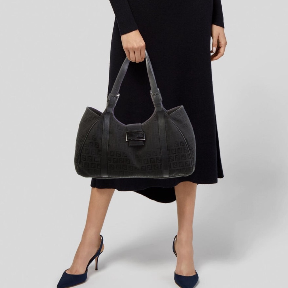 VINTAGE Fendi bag